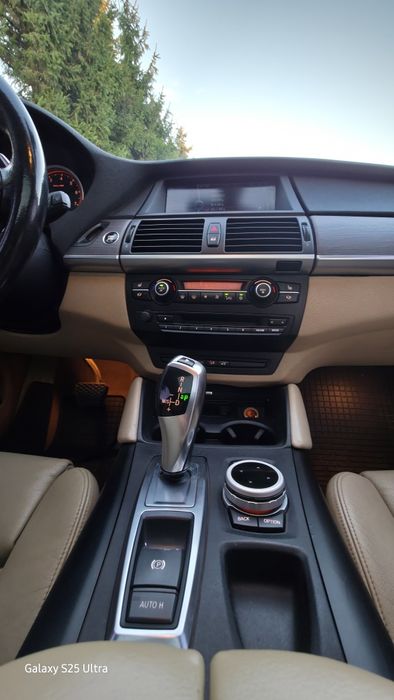 Продаж bmw x6 2011