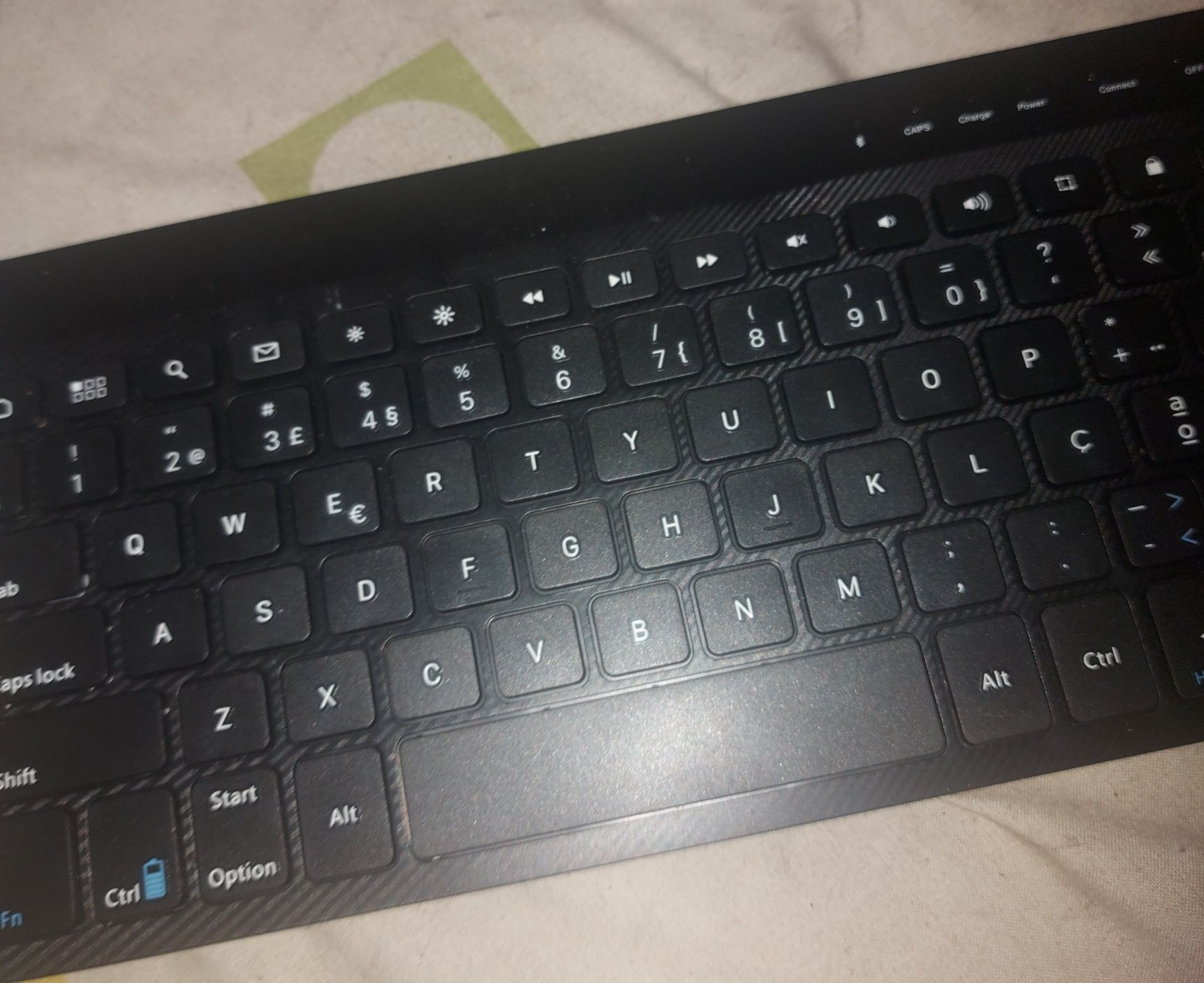 Teclado TCL Bluetooth para tablet ou telemóvel