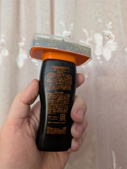 Абразивний очищувач скла Soft99 Glaco Glass Compound Roll On 100ml