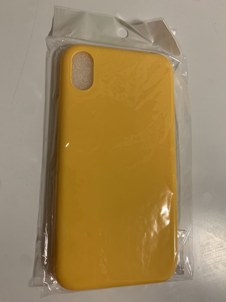 Чохли iPhone XR , 11