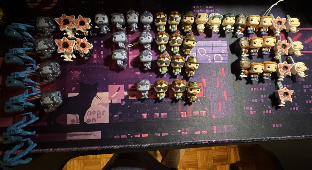 KinderJoy Stranger Things