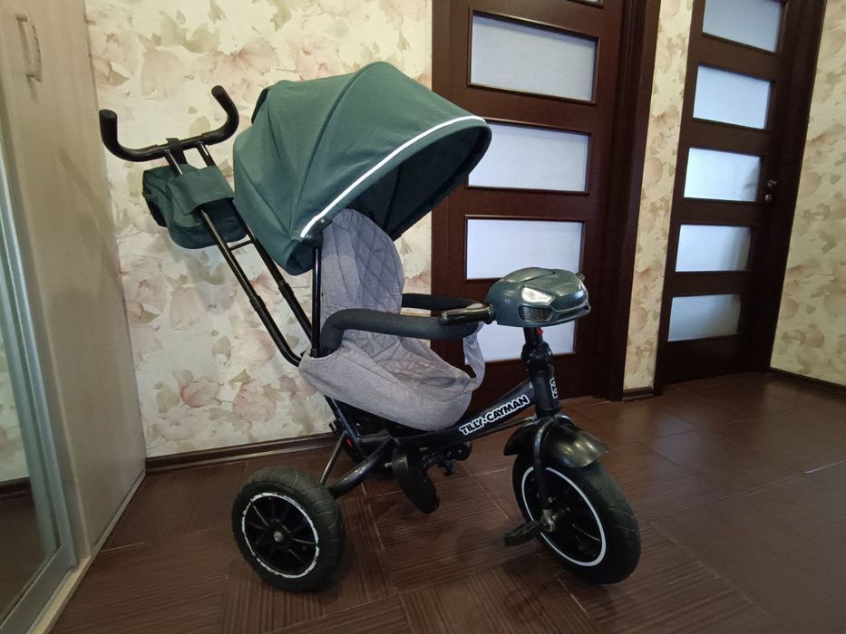 Велосипед з батьківською ручкою триколісний Tilly Cayman