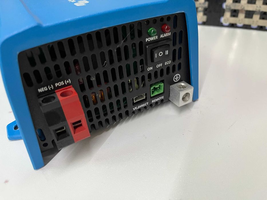 Inversor Victron phoenix 24V 375VA