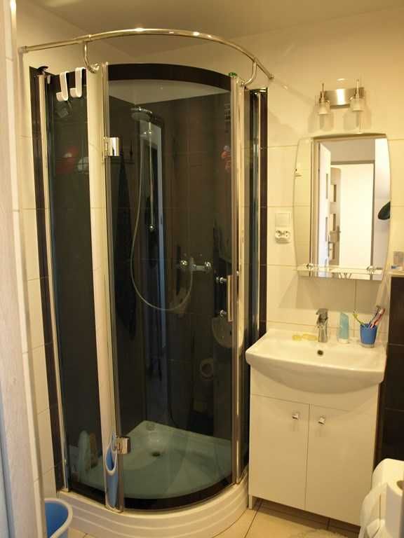 Pokój 1os WŁADYSŁAWA IV 16, przy UZ, WiFi, TANIO