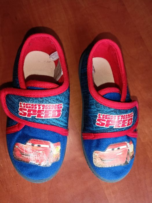 Kapcie Zygzak McQueen rozm. 24