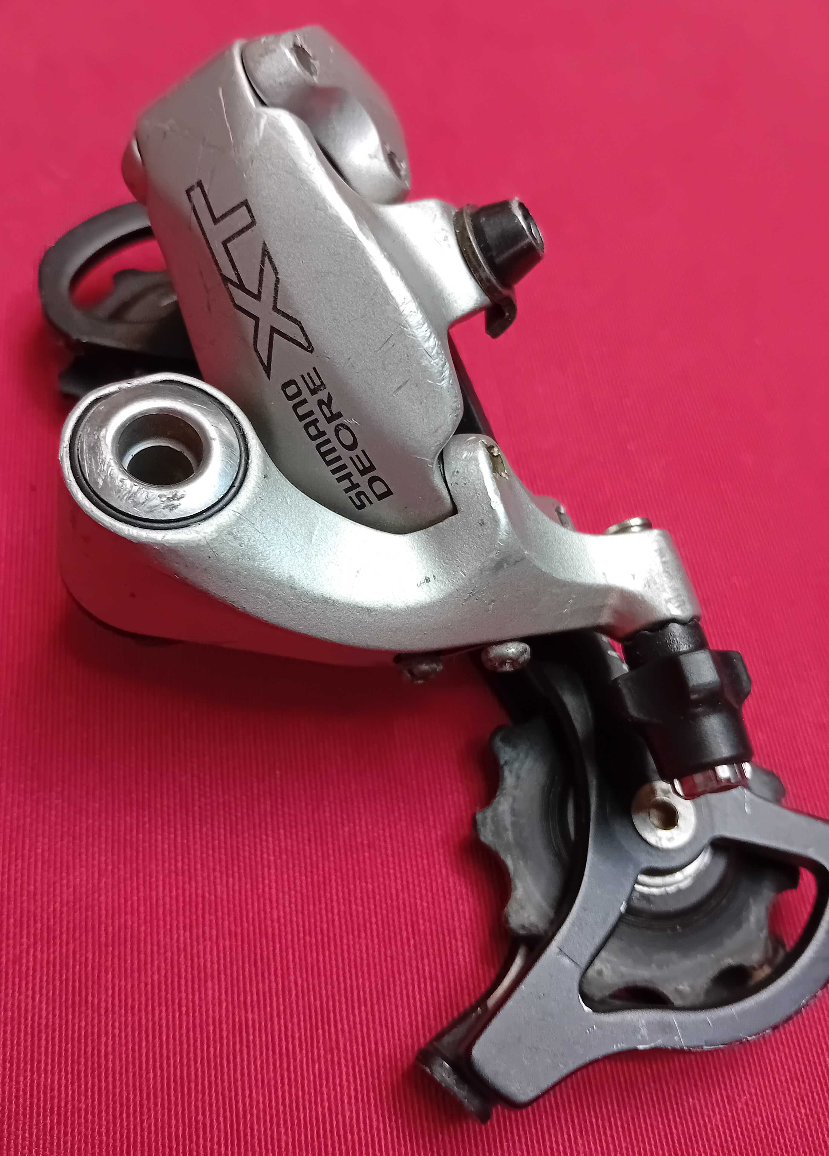 Przerzutka tylna Shimano Deore XT  RD-M750 ,9-biegowa ,SGS.