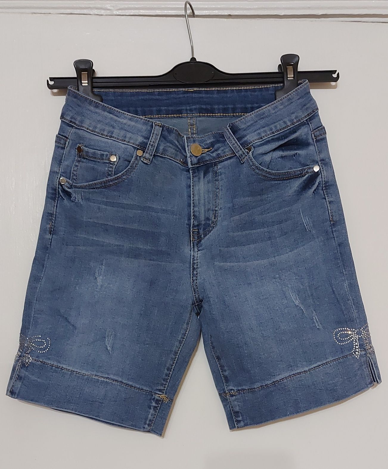 Шорти джинсові жіночі 46-48 розмір