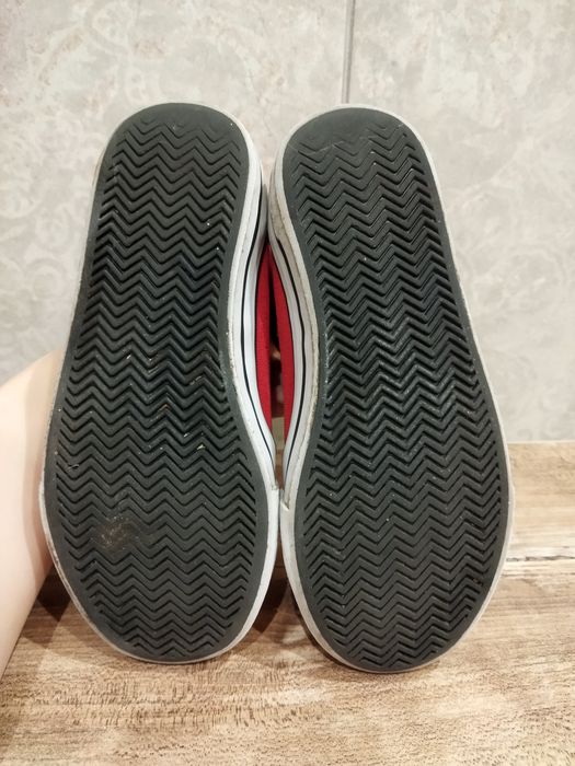 Кеди H&M 29-30 р. червоні кеды кросівки