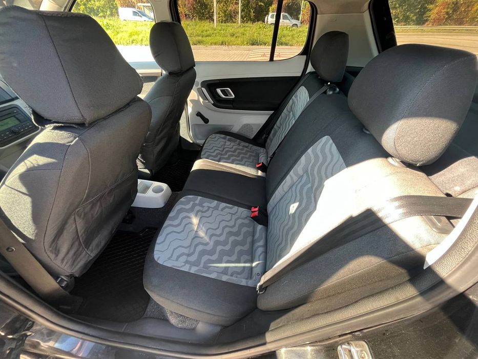 Оренда авто skoda fabia