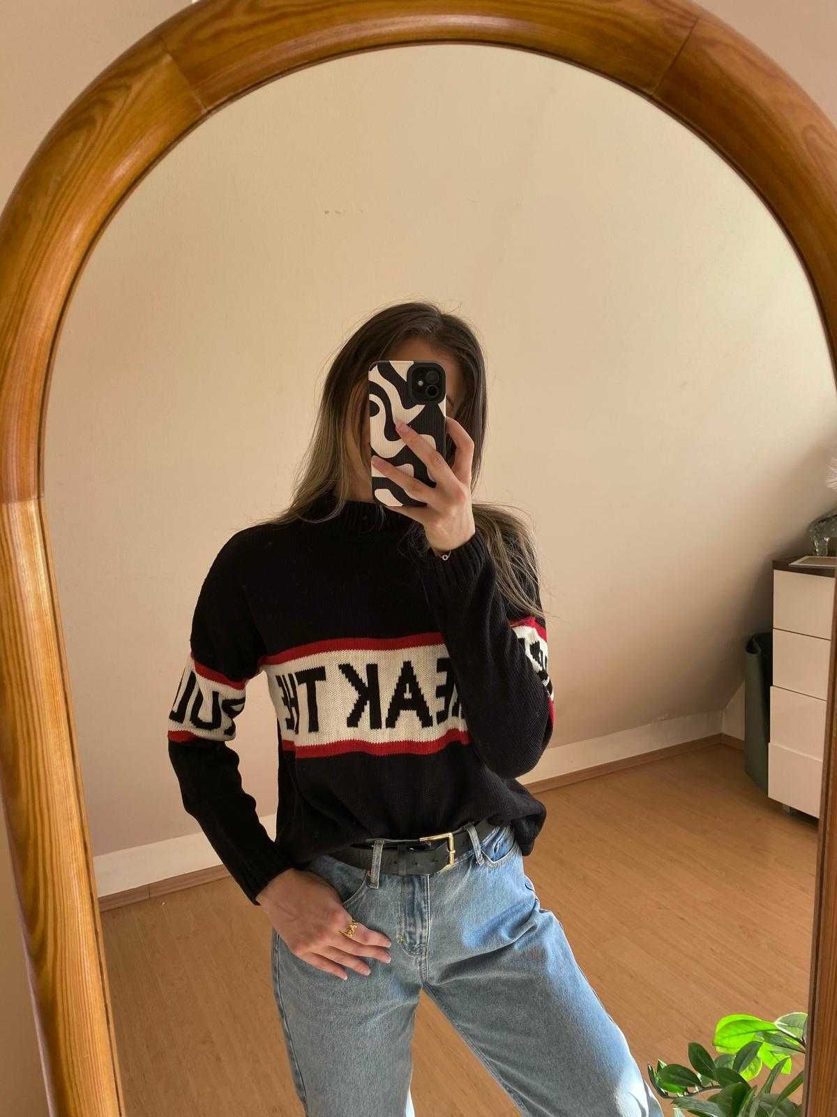 Czarny sweter, 100% akryl