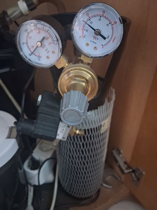 Butla co2 z reduktorem i dyfuzorem do akwarium.