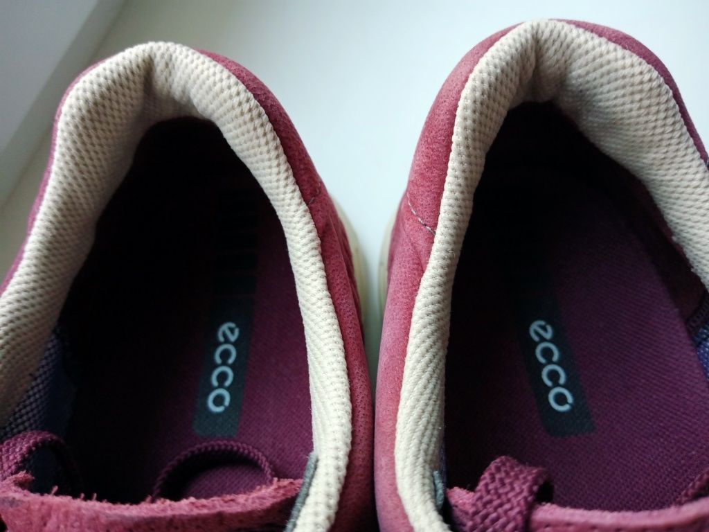 ECCO кросівки розмір 41. Gore-Tex