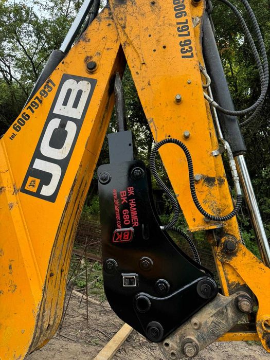 Młot hydrauliczny kucie betonu wyburzenia koparka koparko-ładowarka