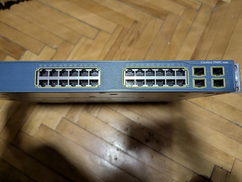 керований комутатор Cisco Catalyst 3560G-24TS-E