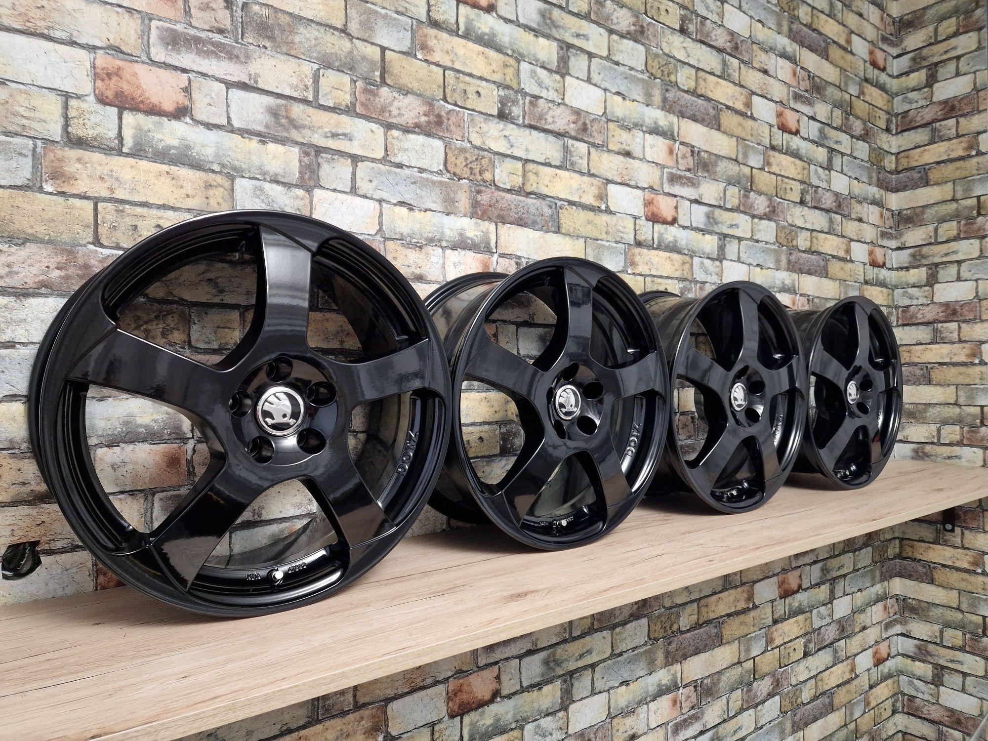 Felgi 17' 5x100 SKODA Scala Fabia Kamiq Octavia Praktik Rapid Roomster