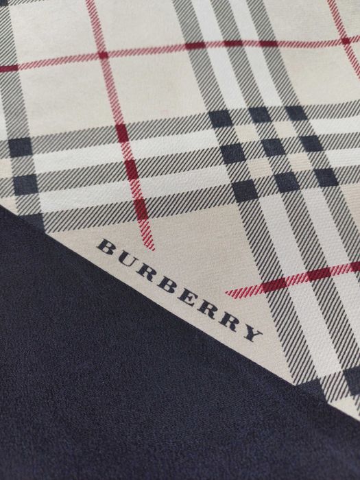 Burberry jedwabny szal w kratę