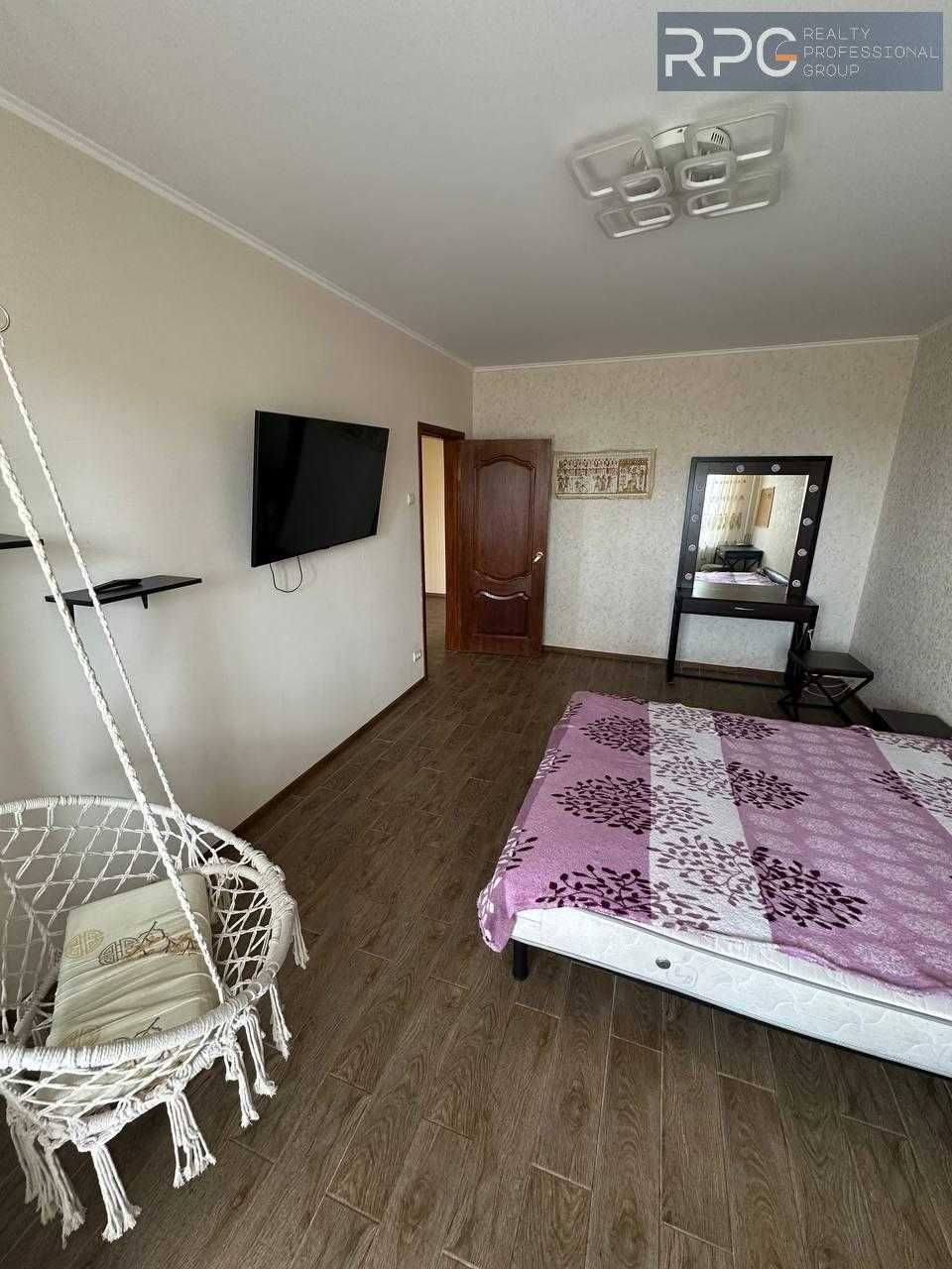 Продаж 3к квартири з ремонтом вул. Радунська Деснянський рн