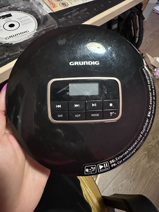 Discman odtwarzacz przenosny cd grundig