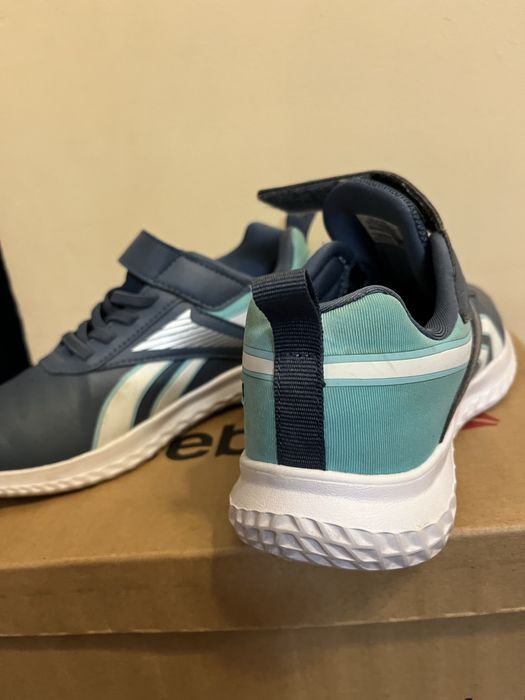 Buty dziecięce Reebok rozmiar 32