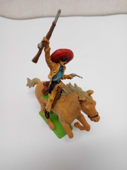 Bonecos Cowboys e Indios