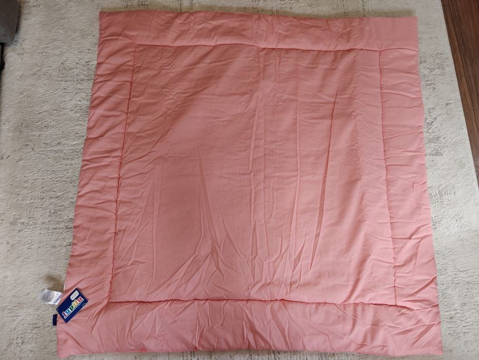 Kołderka, mata do zabawy dla dziewczynki 115 cm na 115 cm