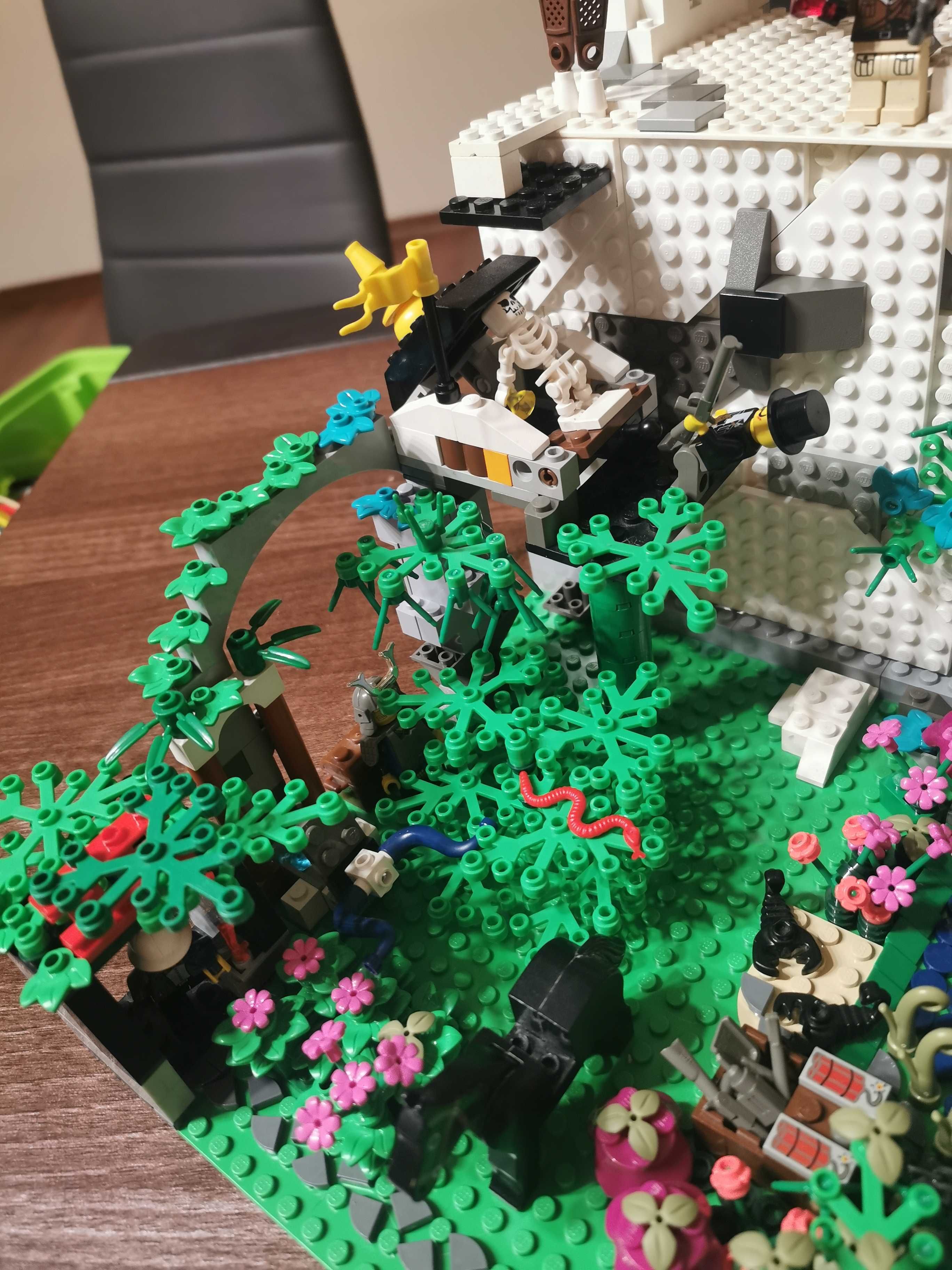 Lego Adventurers Orient Expedition Diorama
