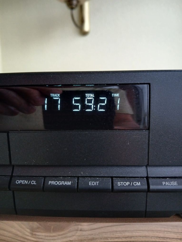 Philips CD 115 с CDM 4/19 и ТDA 1543 - классика !