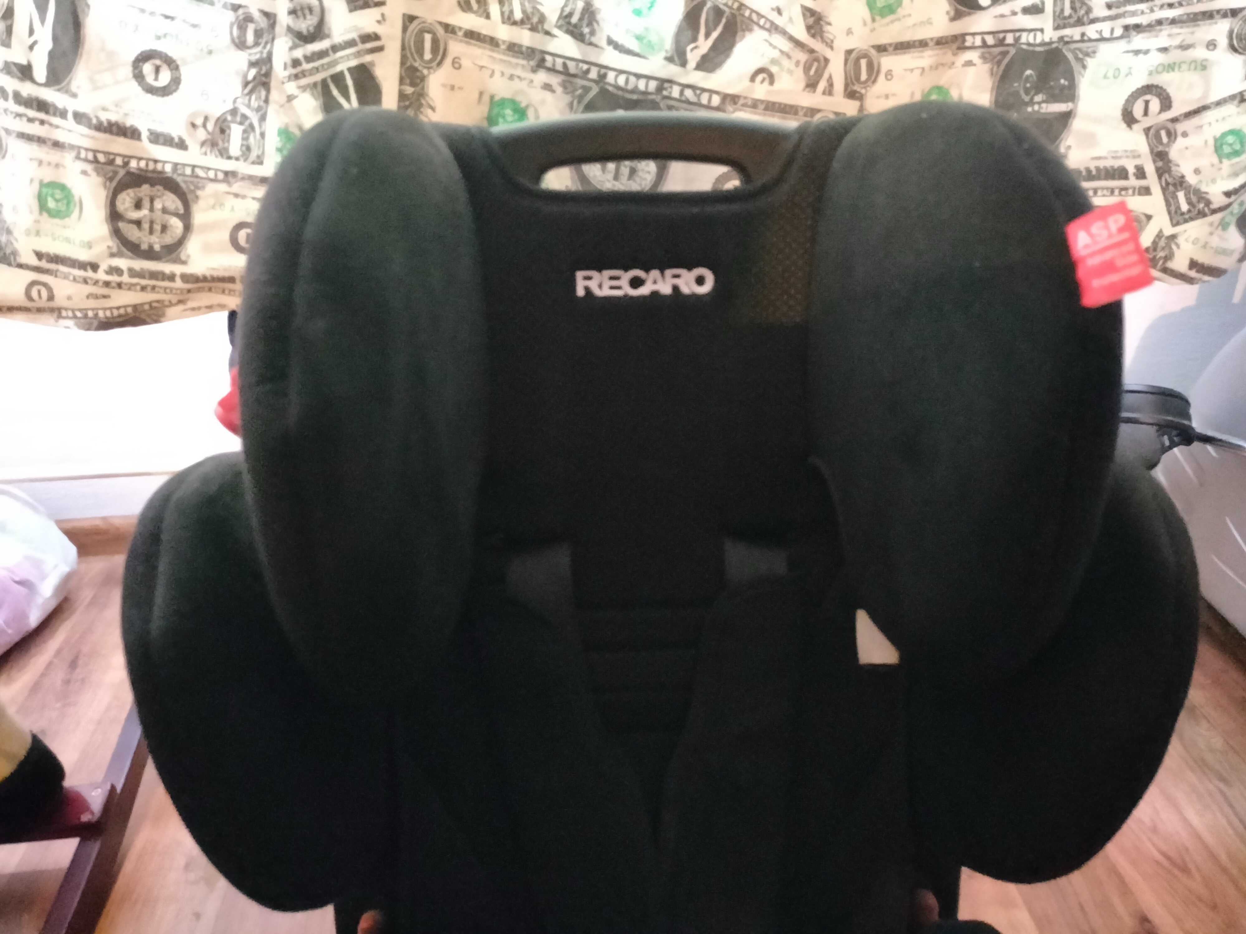 RECARO Young Sport. Fotelik samochodowy. 9-36 kg. Czarny.