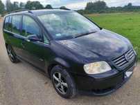 Volkswagen Touran 2.0 TDI DSG, automat, Webasto, wersja SportLine