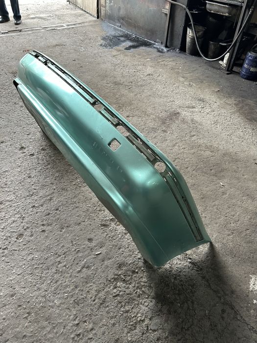 Продам задний бампер на бмв е39 седан