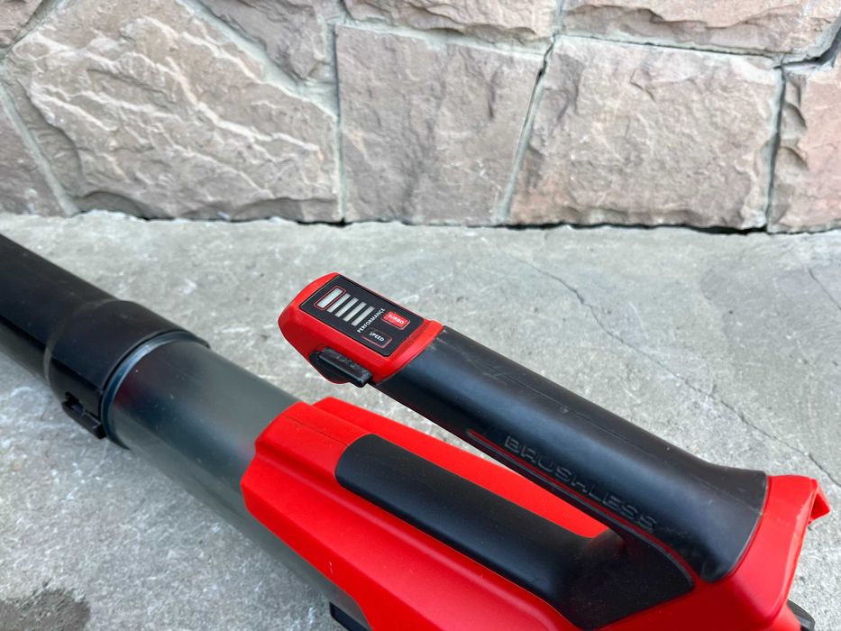 Аккумуляторная воздуходувка Einhell GE-LB 18/200 бу без аку і зарядки