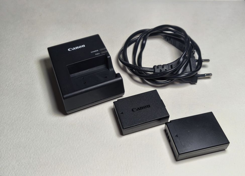 Cânon 2000D + kit completo