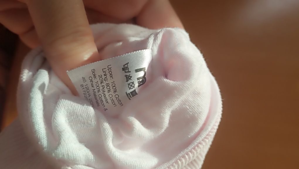 Kapcie butki niechodki mothercare antypoślizgowa podeszwa jasny róż