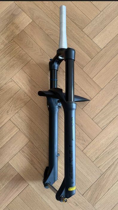 SR Suntour Zeron BOOST 29