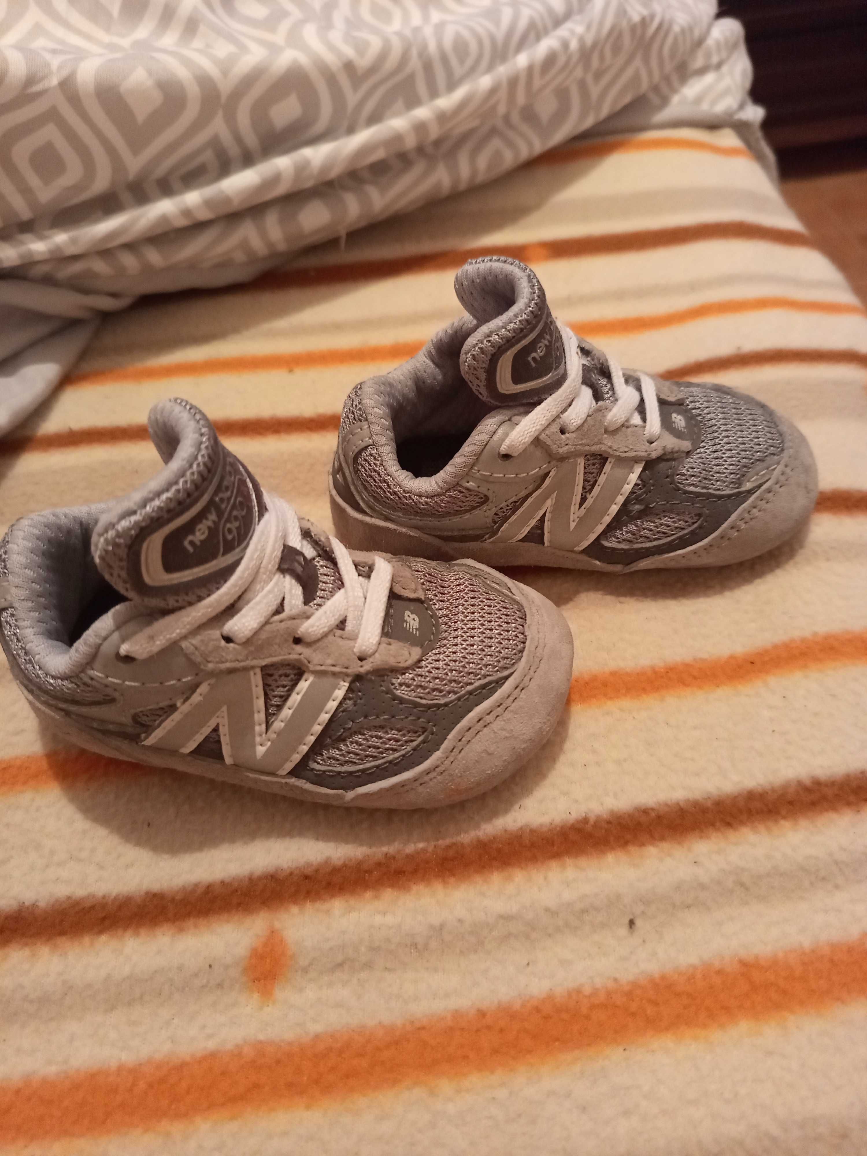 Tênis new balance n 18,5