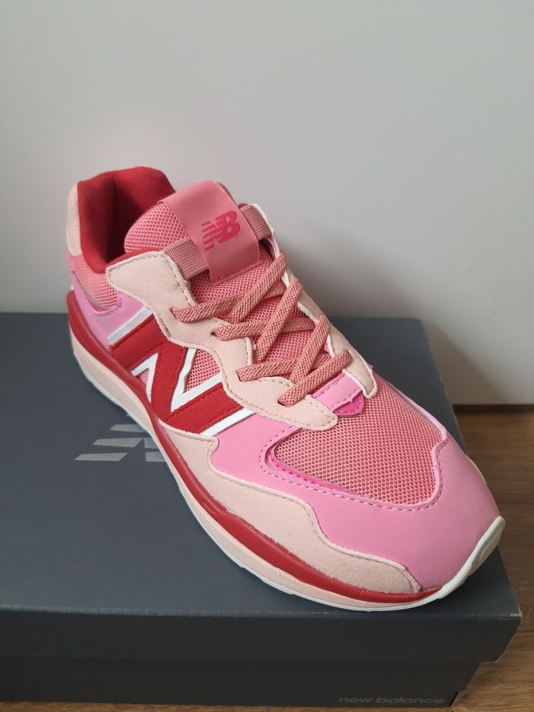 Стильные Кроссовки New Balance 5740 PV5740SK, 35 размер,  ОРИГИНАЛ