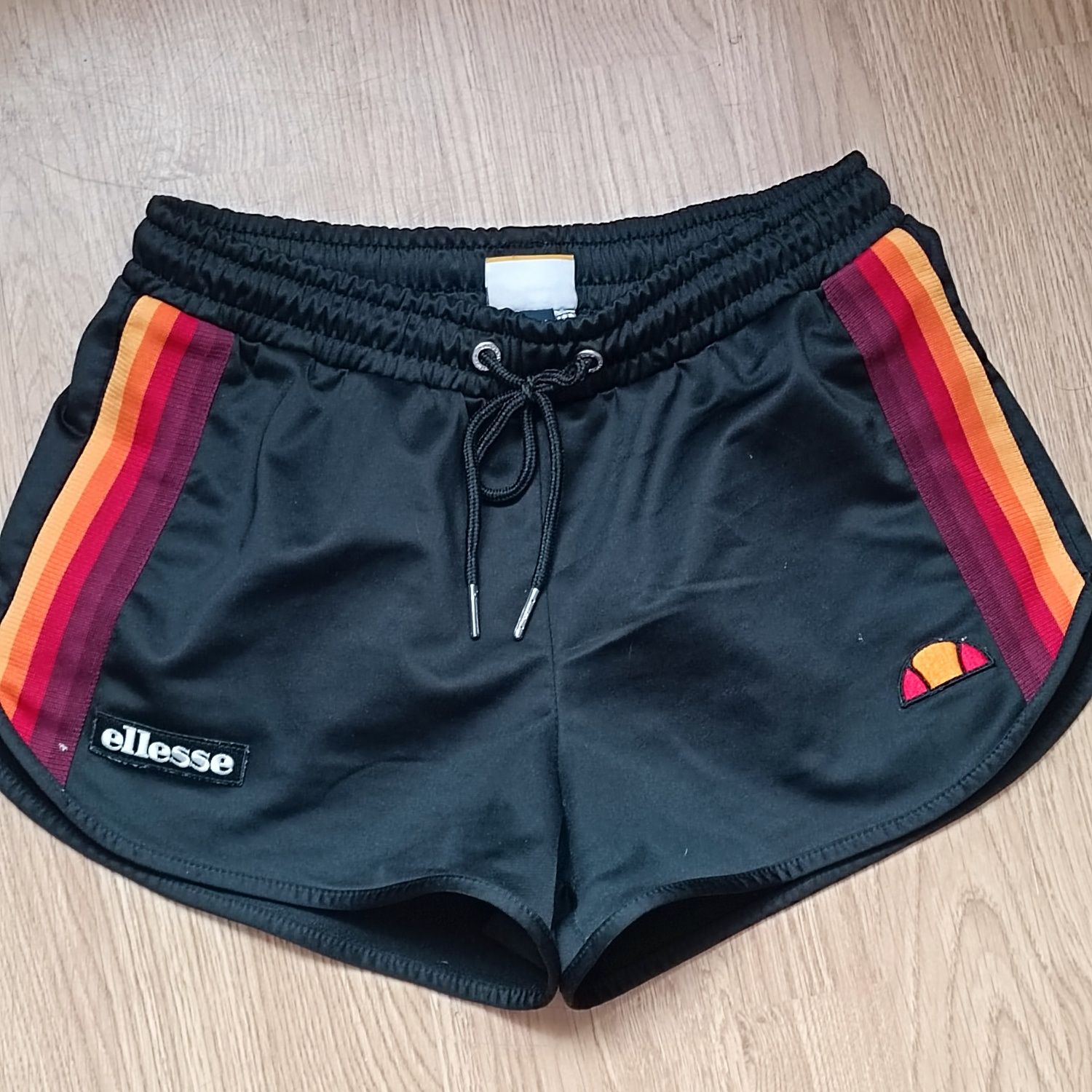 Spodenki ellesse jak nowe S