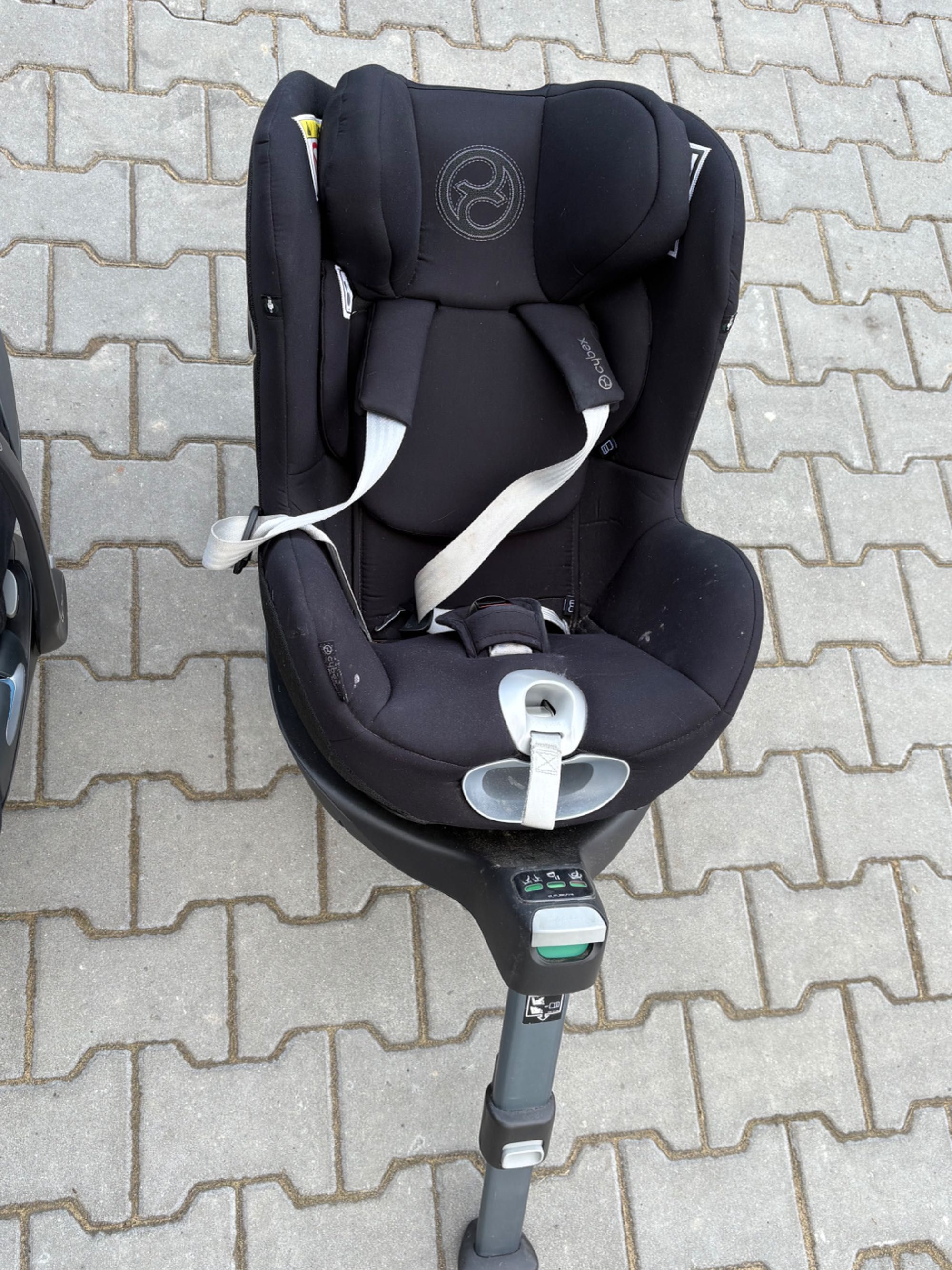 Fotelik cybex platinum cloud Z2 i-size bazą obrotową
