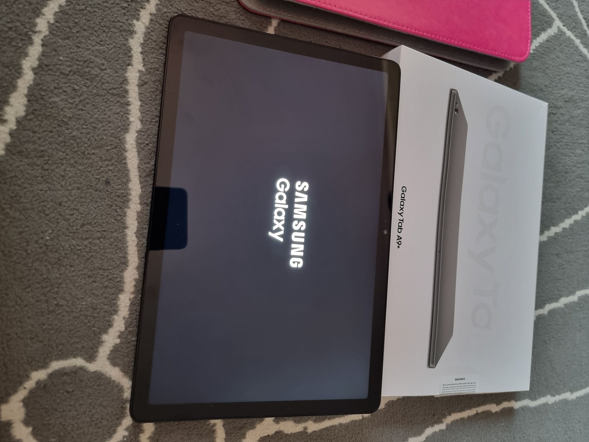 Tablet NOVO! Samsung Galaxy Tab A9+ Wi-Fi - 128GB com oferta da capa