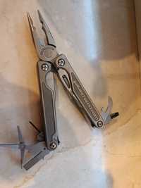 Multitool Leatherman Charge TTi scyzoryk nóż