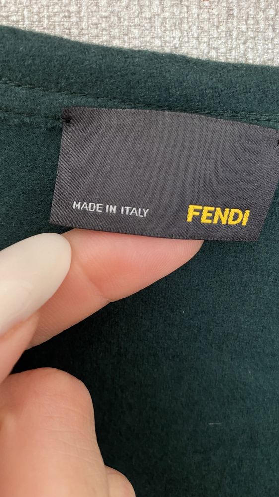 Fendi оригінал сукня з вовни по фігурі роз.s-m