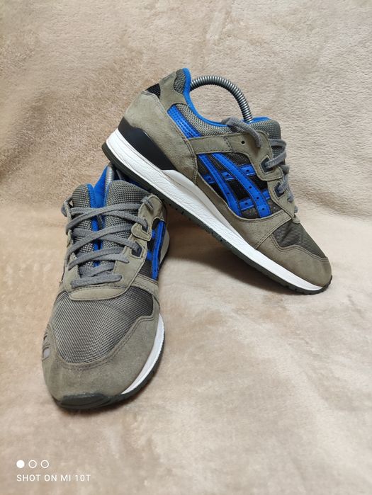 Чоловічі кросівки ASICS