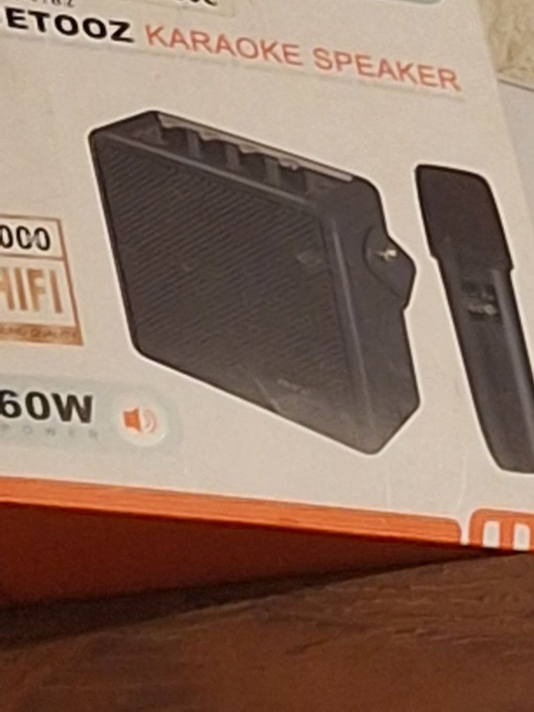 Coluna portatil com caraoque microne sem fios