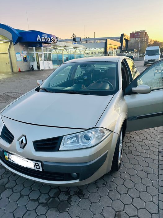 Продаж Рено Меган