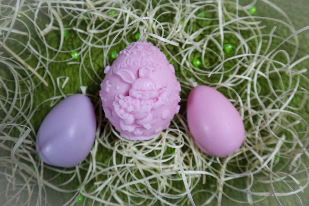 Zestaw świec - ozdobne jajko i dwa małe