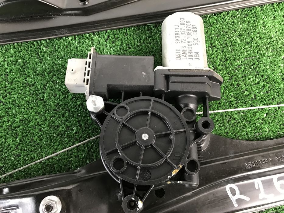 Стеклоподьемник передний Фиат Добло 263 Опель Комбо D 2010-2017