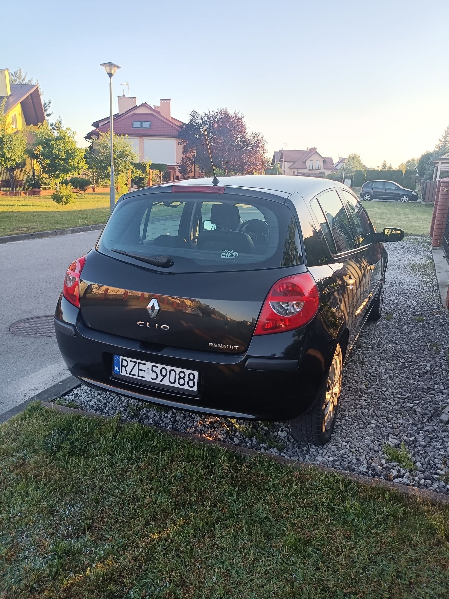 Renault Clio III 1.2 2006 r. Nowe sprzęgło.