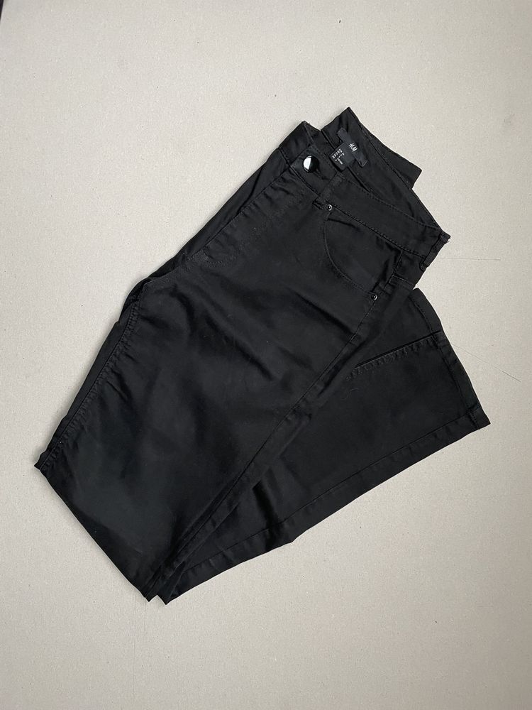 Czarne spodnie H&M S