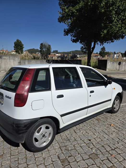 Fiat Punto 55 SX Gasolina – 138.500 km – Bom estado