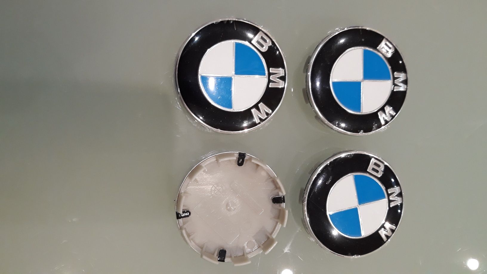 Tampas centro de jante BMW 68mm/ Emblemas capot /Traseira novas